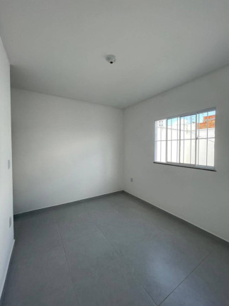 Imagem Casa com 2 Quartos à Venda, 126 m² em Feira De Santana