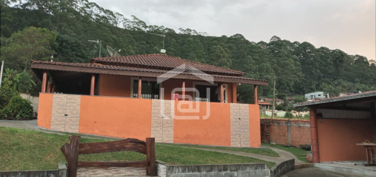Imagem Imóvel com 2 Quartos à Venda, 1.000 m² em Colinas (rural) - Poços De Caldas