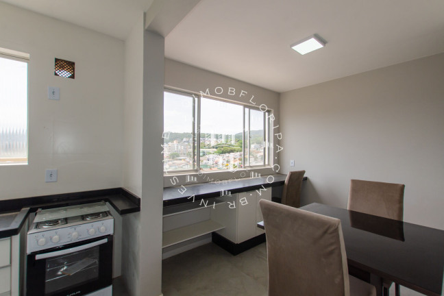 Imagem Apartamento com 2 Quartos à Venda, 63 m² em Pantanal - Florianópolis