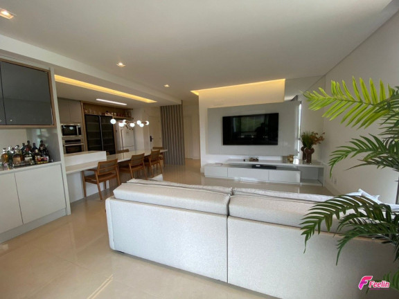 Apartamento com 4 Quartos à Venda, 161 m² em Córrego Grande - Florianópolis