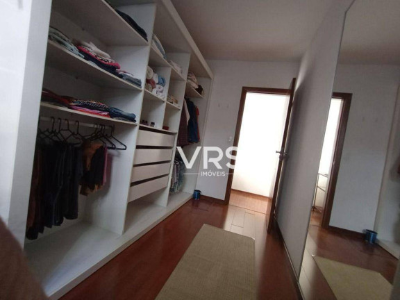 Imagem Casa com 4 Quartos à Venda, 197 m² em Granja Guarani - Teresópolis
