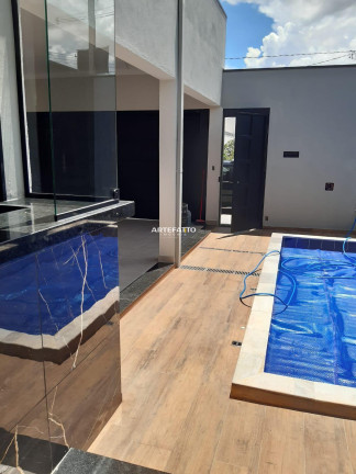 Casa com 3 Quartos à Venda, 167 m²