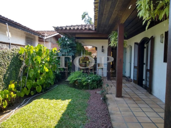 Imagem Casa com 3 Quartos à Venda, 202 m² em Enseada - Guarujá Imagem Casa com 3 Quartos à Venda, 202 m² em Enseada - Guarujá