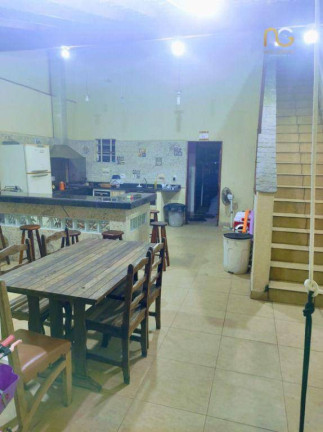 Imagem Sobrado com 3 Quartos à Venda, 451 m² em Boqueirão - Praia Grande Imagem Sobrado com 3 Quartos à Venda, 451 m² em Boqueirão - Praia Grande