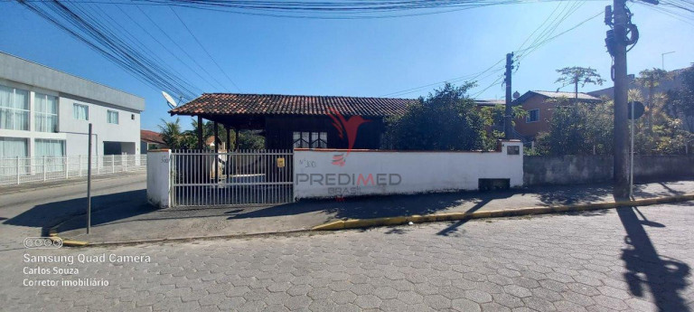 Imagem Casa com 2 Quartos à Venda, 140 m² em Centro - Penha Imagem Casa com 2 Quartos à Venda, 140 m² em Centro - Penha