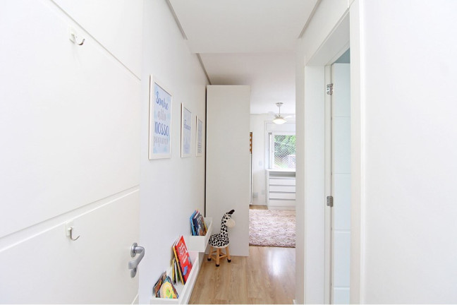 Imagem Casa com 3 Quartos à Venda, em Hípica - Porto Alegre Imagem Casa com 3 Quartos à Venda, em Hípica - Porto Alegre