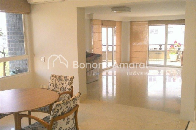 Apartamento com 3 Quartos à Venda, 215 m² em Cambuí - Campinas