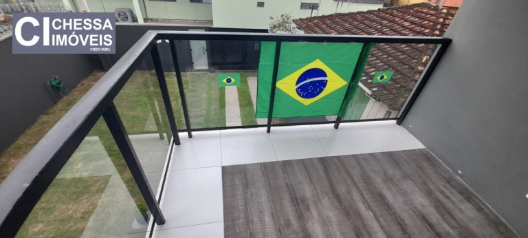 Imagem Sobrado com 4 Quartos à Venda ou Locação, 230 m² em Centro - Itajaí