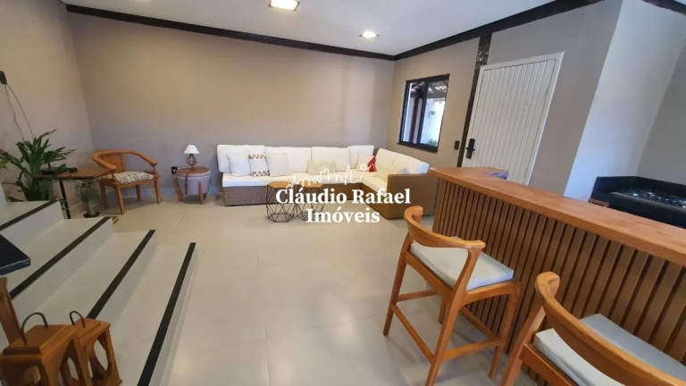 Imagem Casa com 6 Quartos à Venda, 298 m² em Ferradurinha - Armação Dos Búzios Imagem Casa com 6 Quartos à Venda, 298 m² em Ferradurinha - Armação Dos Búzios
