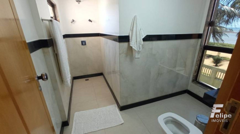 Imagem Imóvel com 8 Quartos à Venda, 1.080 m² em Setiba - Guarapari