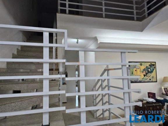 Imagem Sobrado com 4 Quartos à Venda, 389 m² em Vila Bastos - Santo André Imagem Sobrado com 4 Quartos à Venda, 389 m² em Vila Bastos - Santo André