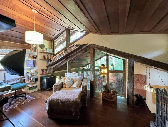 Imagem Casa com 5 Quartos à Venda, 334 m² em Granja Viana - Miolo Da Granja - Cotia Imagem Casa com 5 Quartos à Venda, 334 m² em Granja Viana - Miolo Da Granja - Cotia