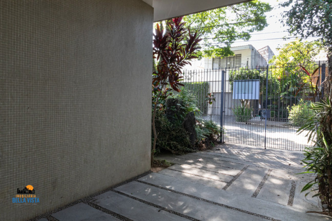 Imagem Casa com 5 Quartos à Venda, em Moema - São Paulo Imagem Casa com 5 Quartos à Venda, em Moema - São Paulo