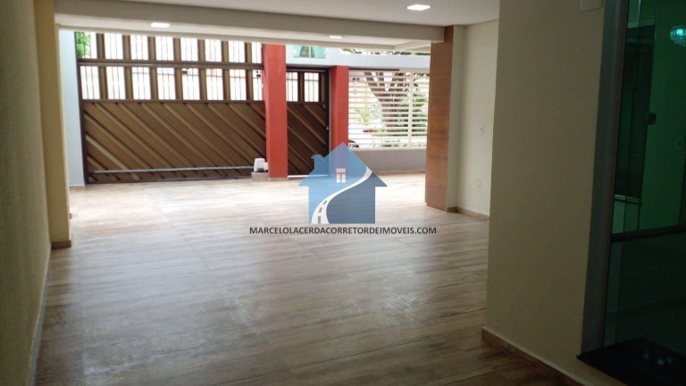 Imagem Casa com 6 Quartos à Venda, 300 m² em Adrianópolis - Manaus