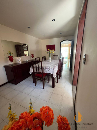 Imagem Casa com 3 Quartos à Venda, 598 m² em Centro - São Gonçalo