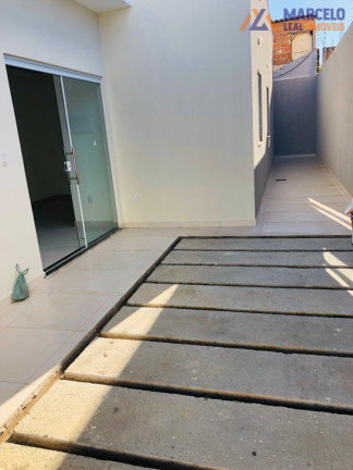 Imagem Casa com 3 Quartos à Venda, 52 m² em Felicia - Vitória Da Conquista Imagem Casa com 3 Quartos à Venda, 52 m² em Felicia - Vitória Da Conquista