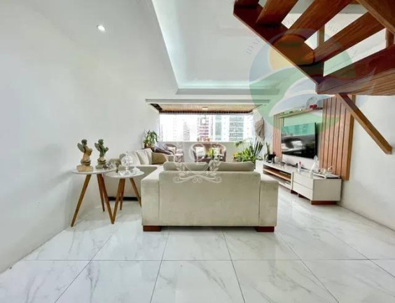 Imagem Cobertura com 5 Quartos à Venda, 363 m²