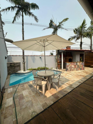 Imagem Casa com 3 Quartos à Venda, 100 m² em Solemar - Praia Grande