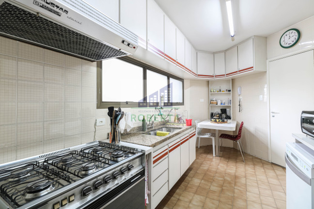 Imagem Apartamento com 4 Quartos à Venda, 173 m² em Itaim Bibi - São Paulo