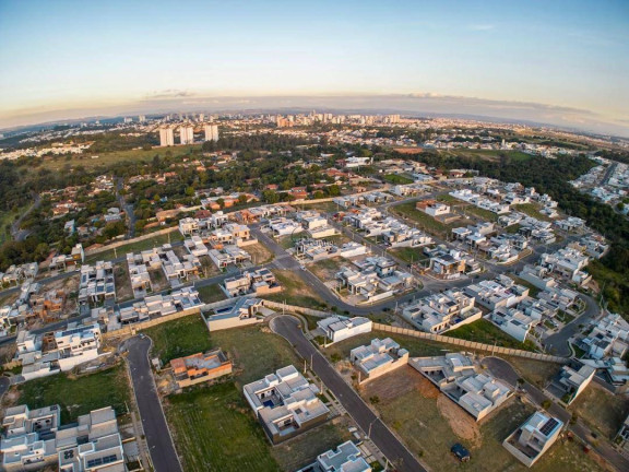 Imagem Casa com 3 Quartos à Venda, 210 m² em Condomínio Jardim Laguna - Indaiatuba Imagem Casa com 3 Quartos à Venda, 210 m² em Condomínio Jardim Laguna - Indaiatuba