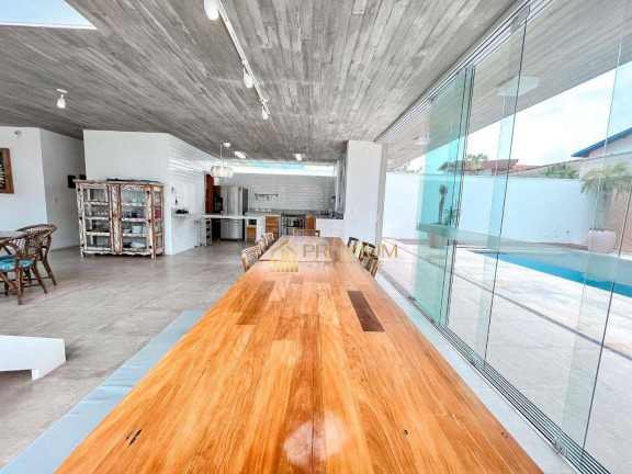 Imagem Sobrado com 5 Quartos à Venda, 388 m² em Guaecá - São Sebastião