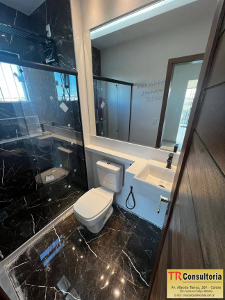 Imagem Casa com 3 Quartos à Venda, 167 m² em Campos Dos Goytacazes Imagem Casa com 3 Quartos à Venda, 167 m² em Campos Dos Goytacazes