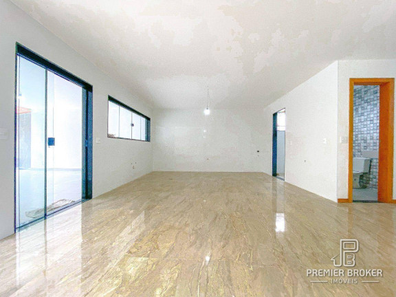 Imagem Casa com 3 Quartos à Venda, 234 m² em Albuquerque - Teresópolis Imagem Casa com 3 Quartos à Venda, 234 m² em Albuquerque - Teresópolis