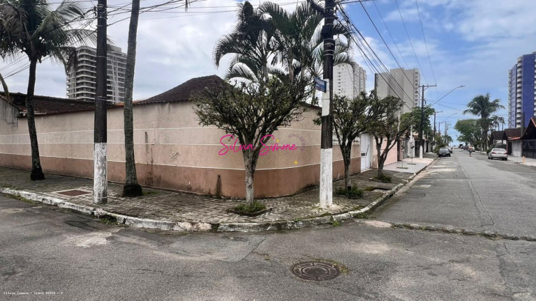 Imagem Casa com 3 Quartos à Venda, 252 m² em Caiçara - Praia Grande Imagem Casa com 3 Quartos à Venda, 252 m² em Caiçara - Praia Grande