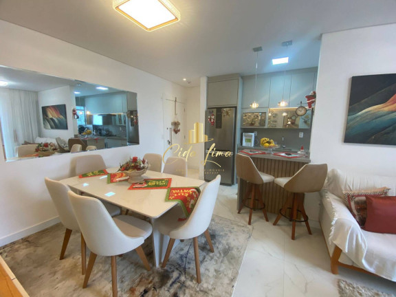 Imagem Apartamento com 2 Quartos à Venda, 76 m² em Canto - Florianópolis