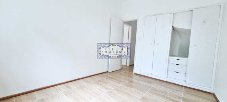 Imagem Imóvel com 3 Quartos à Venda, 200 m² em Jardim Botânico - Rio De Janeiro Imagem Imóvel com 3 Quartos à Venda, 200 m² em Jardim Botânico - Rio De Janeiro