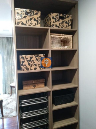 Imagem Apartamento com 3 Quartos à Venda, 211 m²