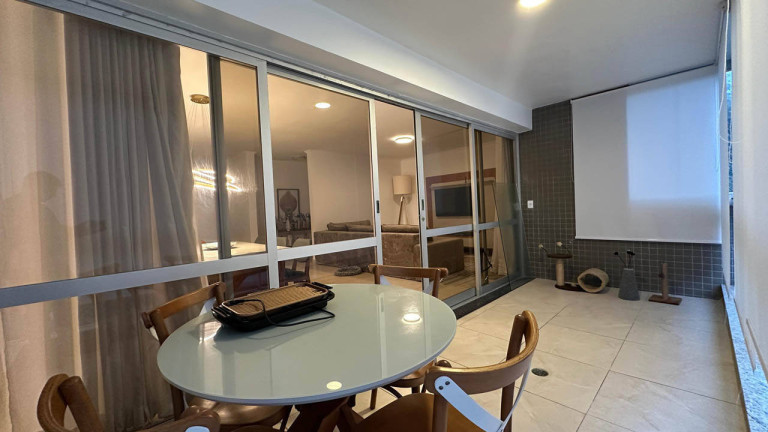 Imagem Apartamento com 3 Quartos à Venda, 174 m² em Pitangueiras - Guarujá