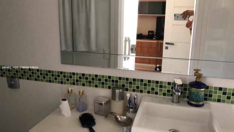 Imagem Casa com 5 Quartos à Venda, 700 m² em Rio De Janeiro Imagem Casa com 5 Quartos à Venda, 700 m² em Rio De Janeiro