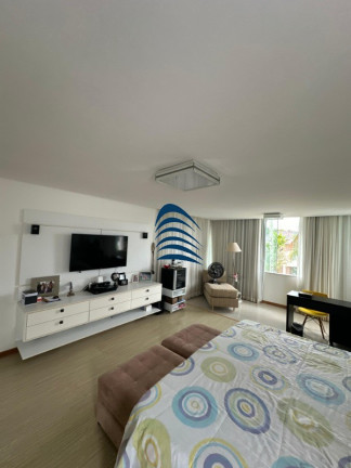 Imagem Casa com 4 Quartos à Venda, 330 m² em Alphaville Litoral Norte 1 - Camaçari
