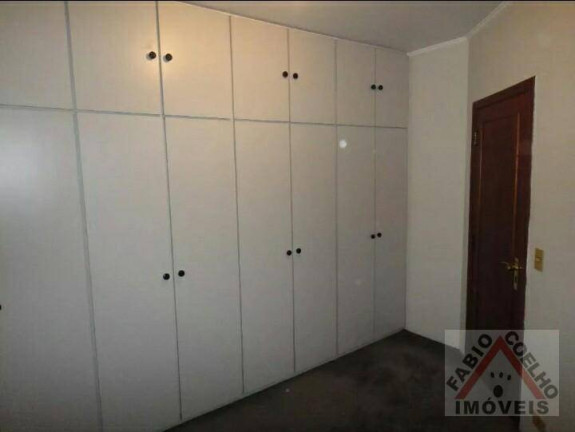 Imagem Sobrado com 4 Quartos à Venda, 244 m² em Interlagos - São Paulo Imagem Sobrado com 4 Quartos à Venda, 244 m² em Interlagos - São Paulo