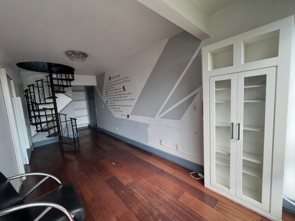Imagem Cobertura com 2 Quartos à Venda, 158 m² em Auxiliadora - Porto Alegre