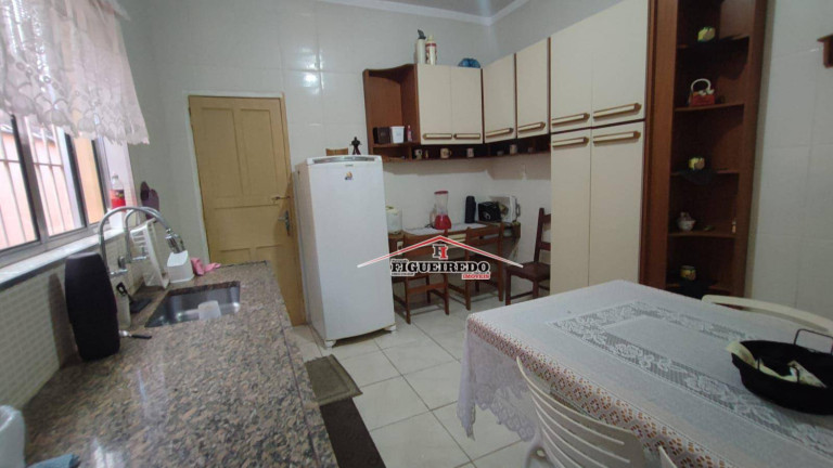 Imagem Sobrado com 3 Quartos à Venda, 144 m² em Canto Do Forte - Praia Grande Imagem Sobrado com 3 Quartos à Venda, 144 m² em Canto Do Forte - Praia Grande