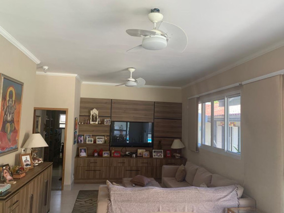 Imagem Casa com 8 Quartos à Venda, 520 m² em Enseada - Ubatuba