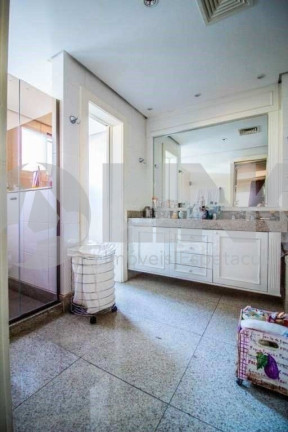 Imagem Apartamento com 3 Quartos à Venda, 257 m² em Bela Vista - Porto Alegre Imagem Apartamento com 3 Quartos à Venda, 257 m² em Bela Vista - Porto Alegre