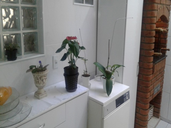 Imagem Casa com 3 Quartos à Venda, 148 m² em Vila Bertioga - São Paulo