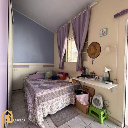 Imagem Casa com 4 Quartos à Venda, 200 m² em Jardim Ana Emilia - Taubaté Imagem Casa com 4 Quartos à Venda, 200 m² em Jardim Ana Emilia - Taubaté