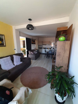 Imagem Sobrado com 3 Quartos à Venda, em Centro - Barra Velha Imagem Sobrado com 3 Quartos à Venda, em Centro - Barra Velha