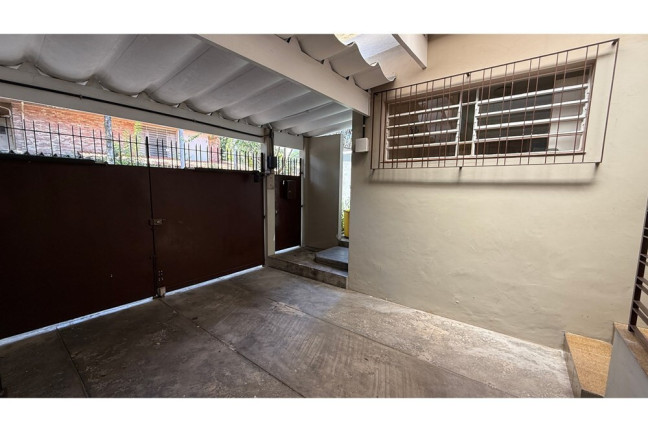 Imagem Casa com 4 Quartos à Venda, 185 m² em Campo Belo - São Paulo Imagem Casa com 4 Quartos à Venda, 185 m² em Campo Belo - São Paulo