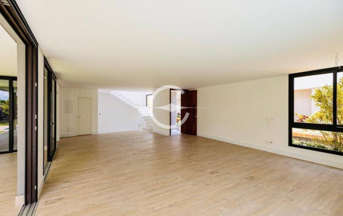 Imagem Casa com 3 Quartos à Venda, 560 m² em Moema - São Paulo