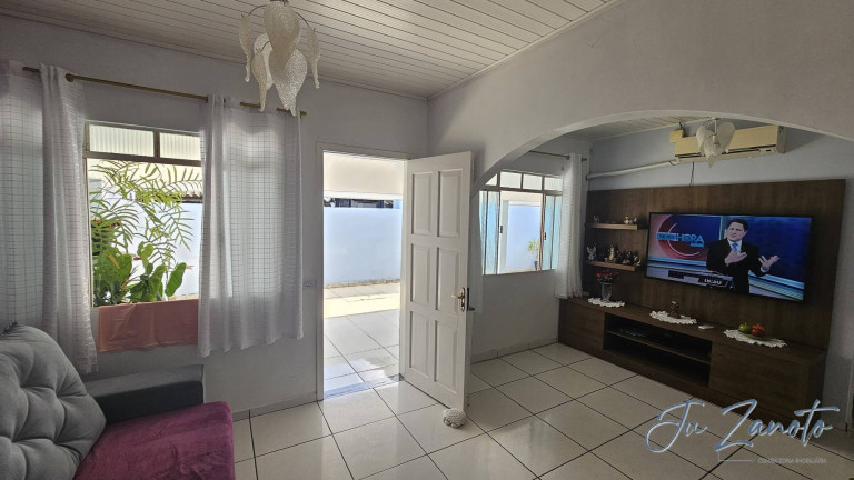 Imagem Casa com 3 Quartos à Venda, 260 m² em Rio Da Onça - Matinhos Imagem Casa com 3 Quartos à Venda, 260 m² em Rio Da Onça - Matinhos