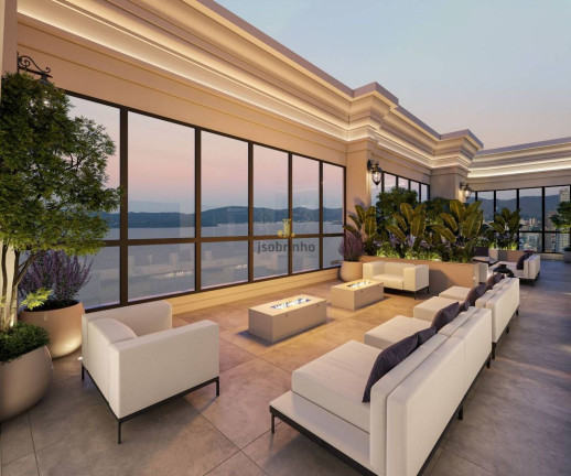 Cobertura com 4 Quartos à Venda, 352 m² em Meia Praia - Itapema