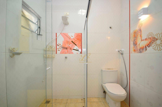 Imagem Casa com 6 Quartos à Venda, 450 m² em Bacacheri - Curitiba