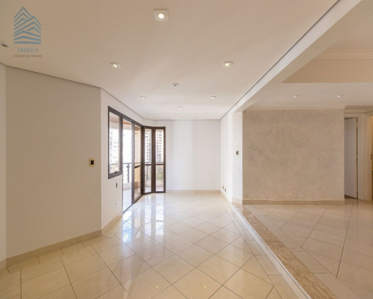 Imagem Imóvel com 4 Quartos à Venda, 156 m² em Moema - São Paulo