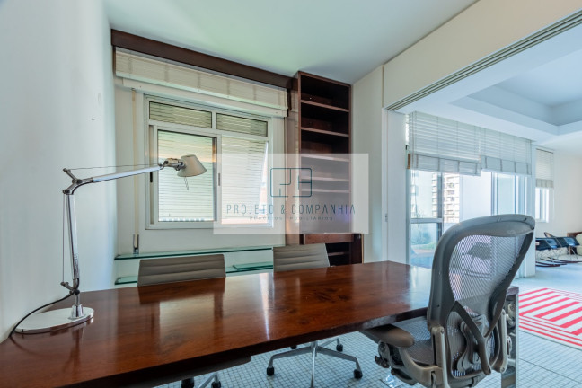 Imagem Apartamento com 2 Quartos à Venda, 151 m² em Jardim Paulista - São Paulo