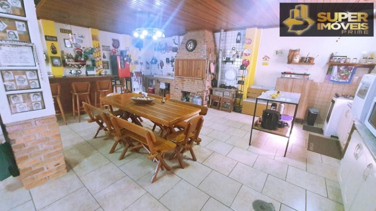 Imagem Casa com 2 Quartos à Venda, 175 m² em Centro - Pelotas Imagem Casa com 2 Quartos à Venda, 175 m² em Centro - Pelotas